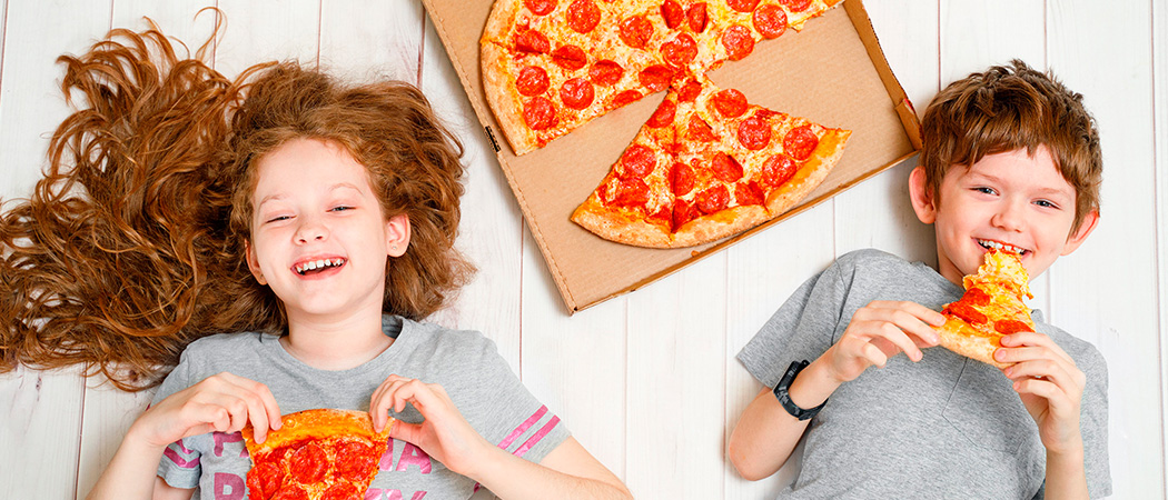 Какую пиццу заказать детям, чтобы было вкусно и не вредно?
